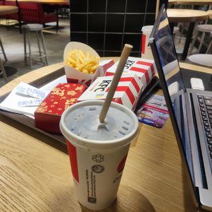 中国🇨🇳老太DH
